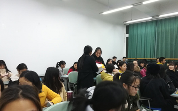 https://www.tfswufe.edu.cn/__local/9/23/8C/789DD79451DAFE1722149F36A99_3598EBD7_31AC1.png